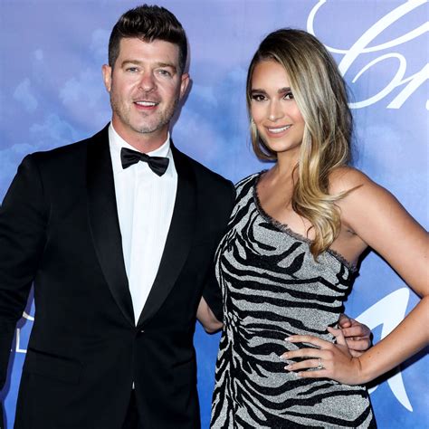 Robin Thicke Gets Tattoo of Fiancee April Love Gearys Naked Bod